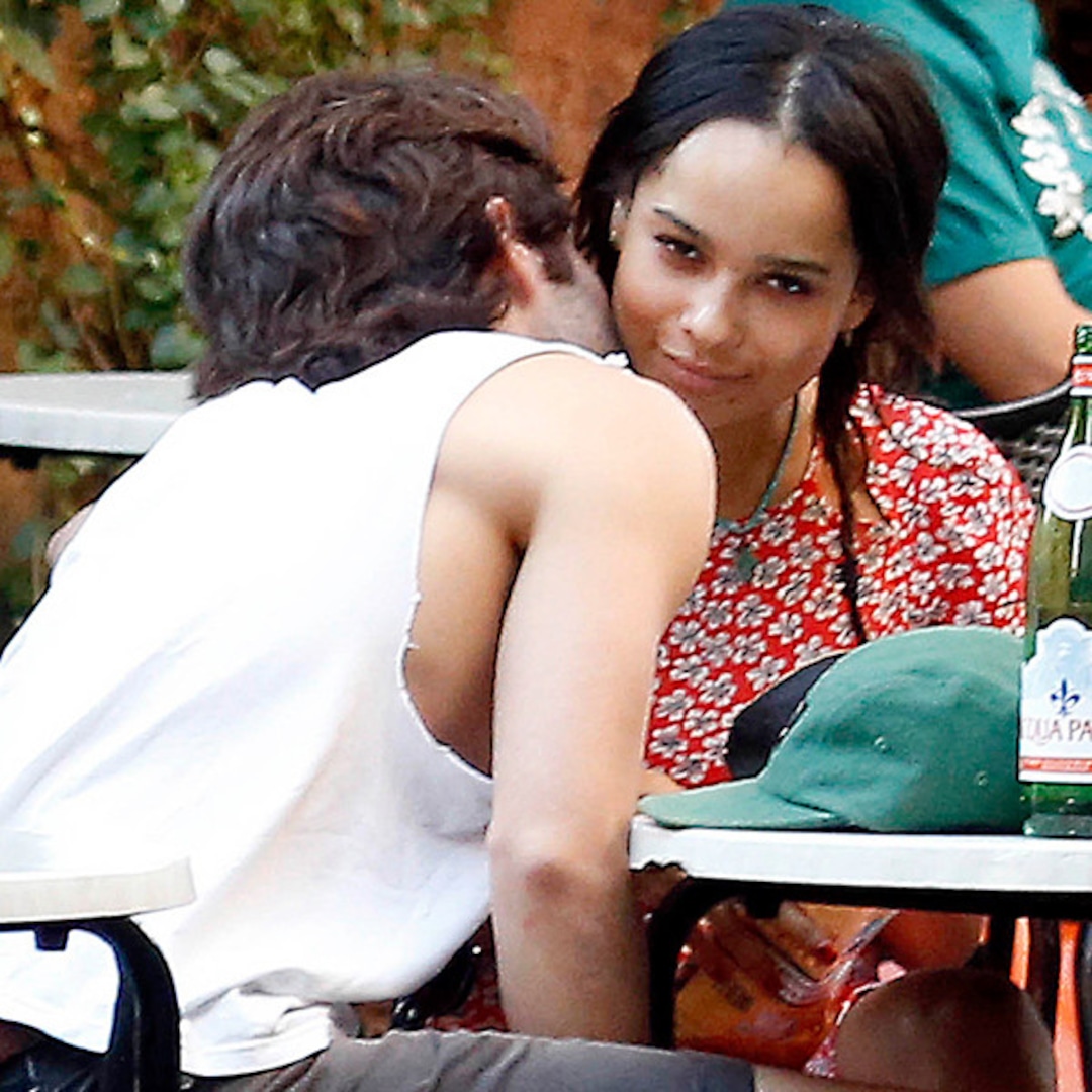 Penn Badgley and Zoë Kravitz Caught Kissing in Rome E! Online CA Penn Badgley and Zoë Kravitz Caught Kissing in Rome E! Online CA